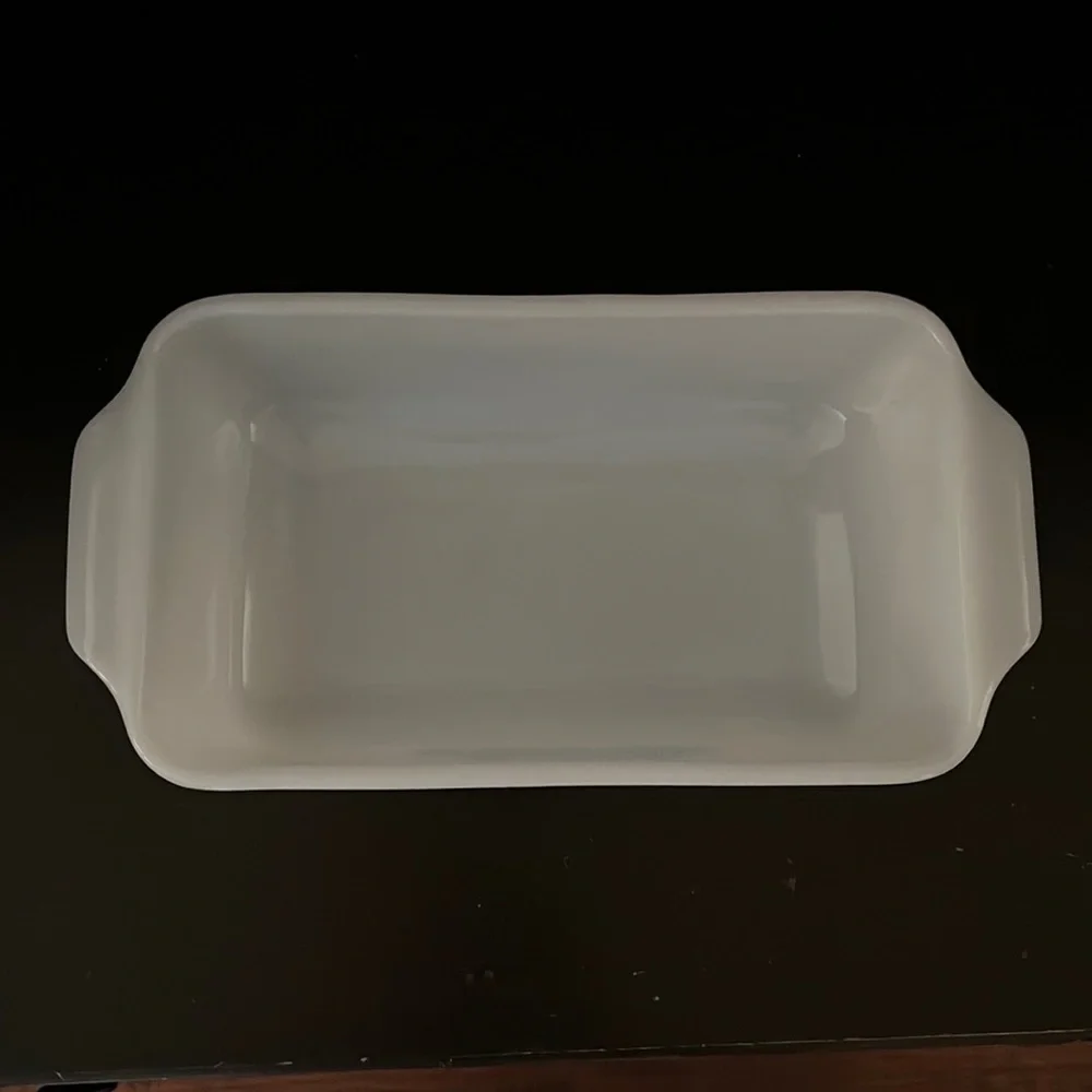 Anchor Hocking Fire King Cornflower 441 Milk Glass Vintage 1 QT